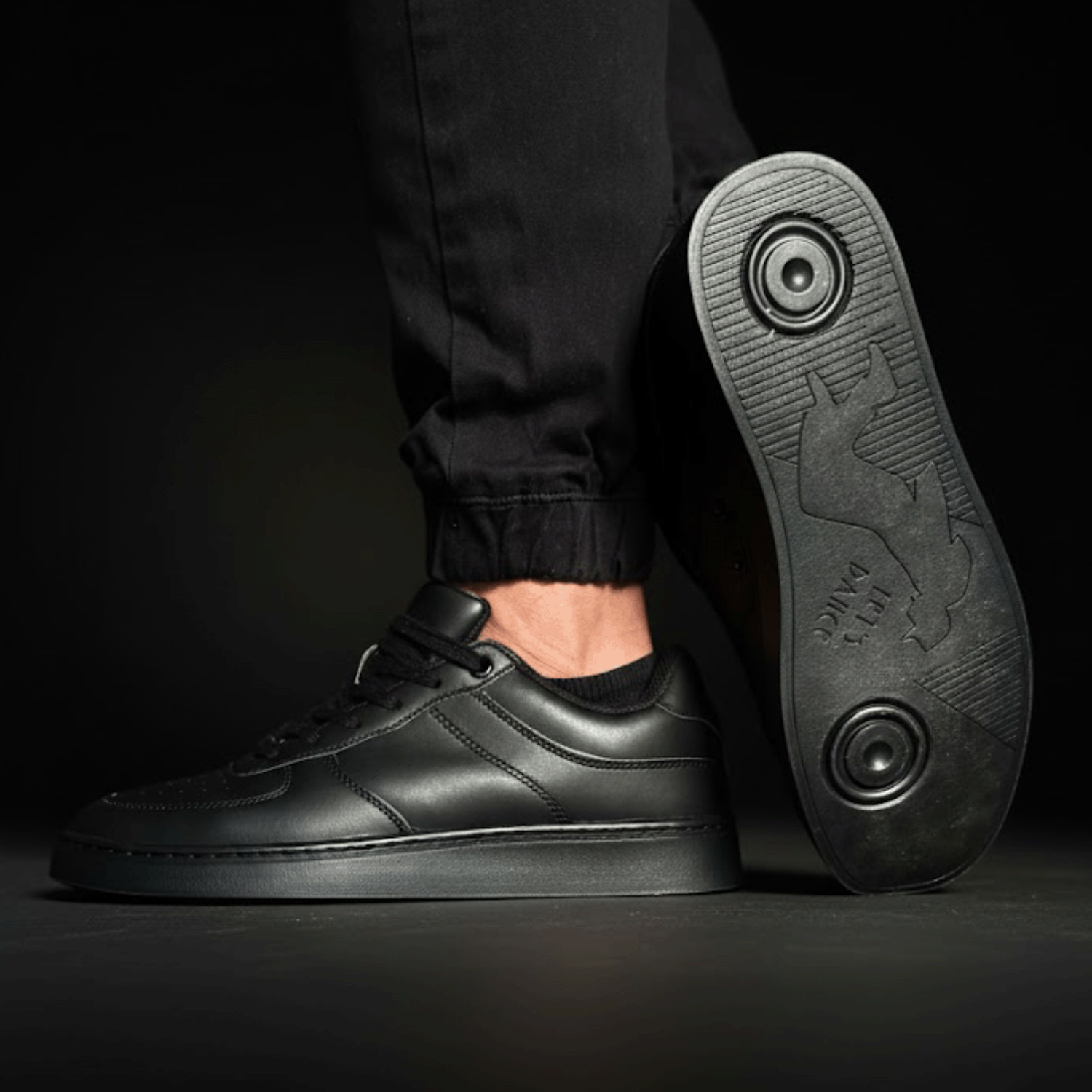 [FLOW ONYX] Unisex Low-Top Black Dance Sneakers